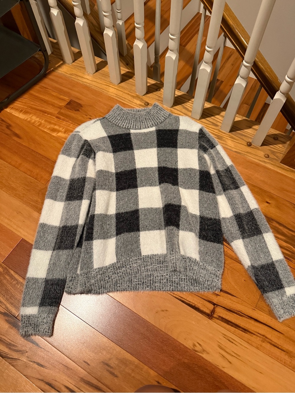 mi ami Black & White Plaid Sweater